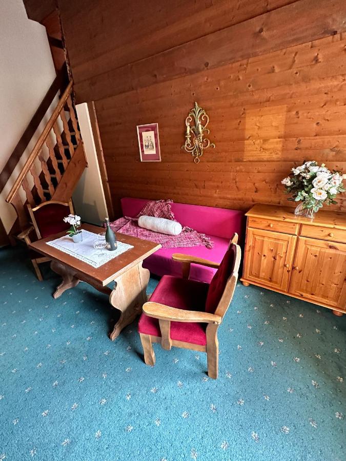 Appartementhaus Zillertal Arena 젤암질러 외부 사진