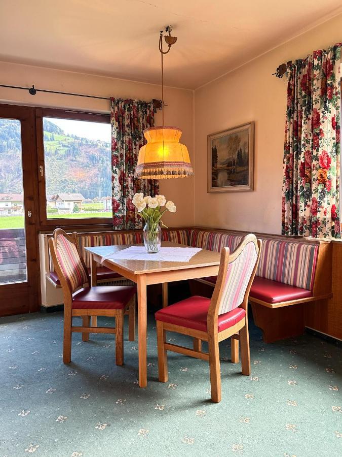 Appartementhaus Zillertal Arena 젤암질러 외부 사진