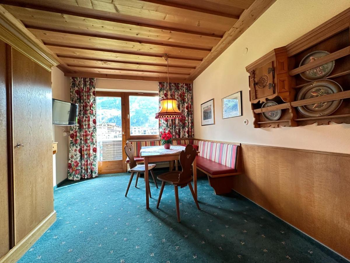 Appartementhaus Zillertal Arena 젤암질러 외부 사진